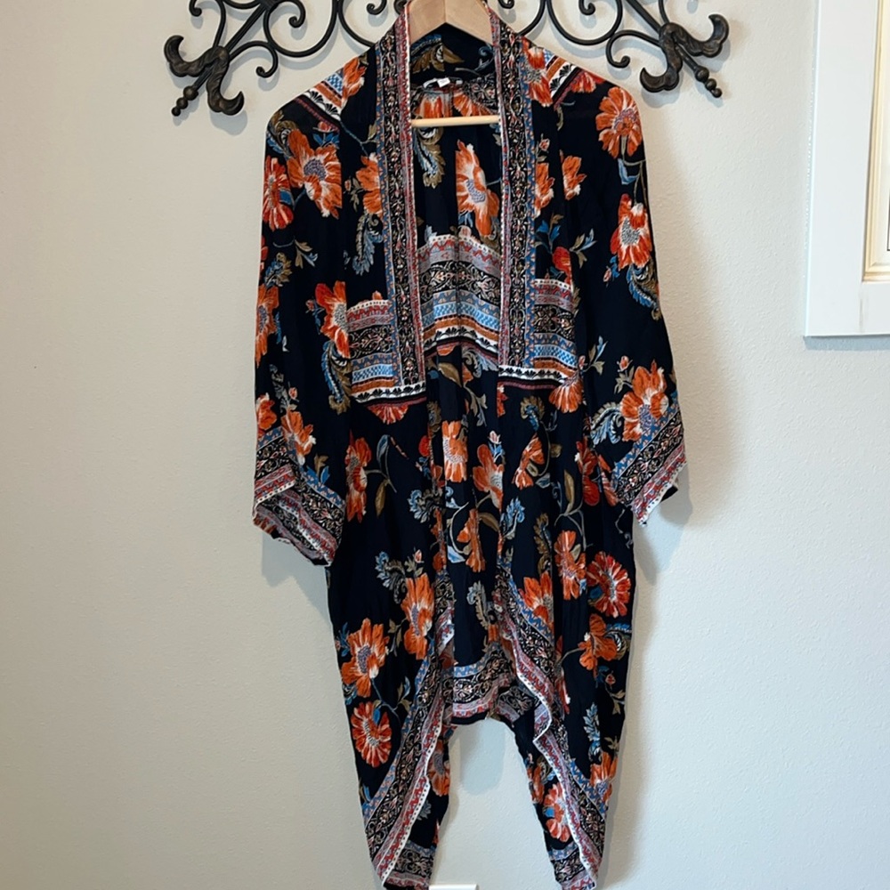 PATRONS OF PEACE PRINTED KIMONO SIZE SMALL